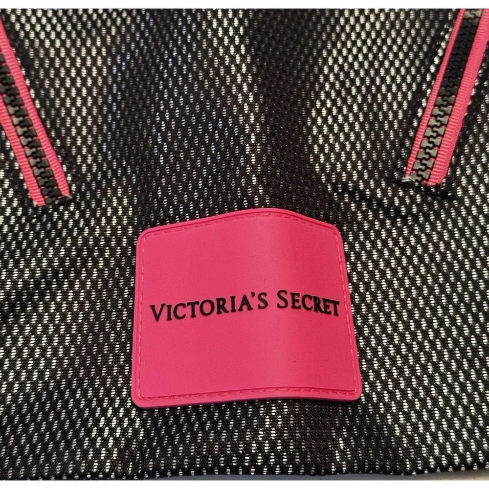 Victoria's Secret Limited Edition 2015 Drawstring Sporty Logo Backpack Tote